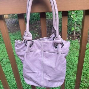 Tignanello lilac leather bucket bag